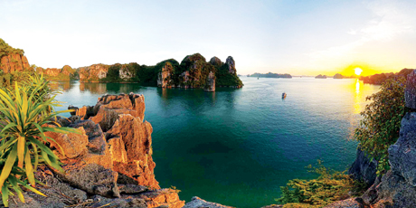 Tour du lịch Hà Nội - Bái Tử Long - đền Cửa Ông 3 ngày 2 đêm